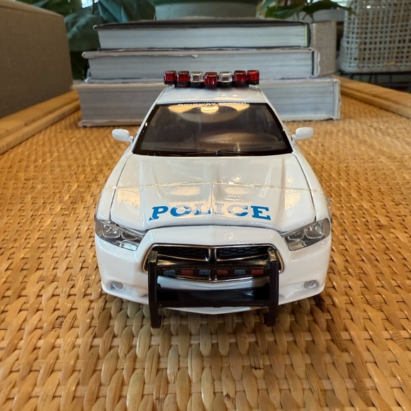 Die-Cast Dodge Charger NYPD Toy Car Fleet Vehicle - Picture 3 of 7